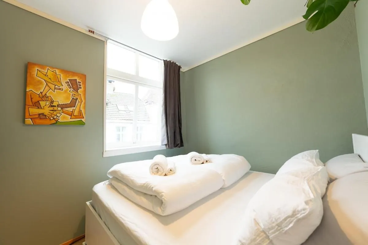 Apartment Unique Relaxed Corner Flat In Central Bergen